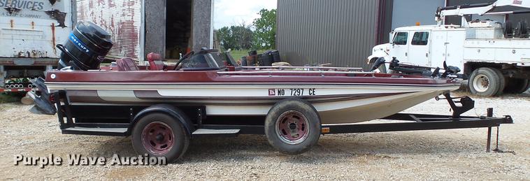 image for item DD7268 1979 Ranger 7750 boat