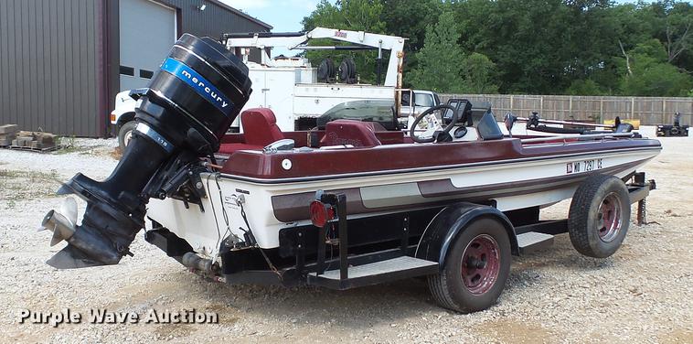 image for item DD7268 1979 Ranger 7750 boat