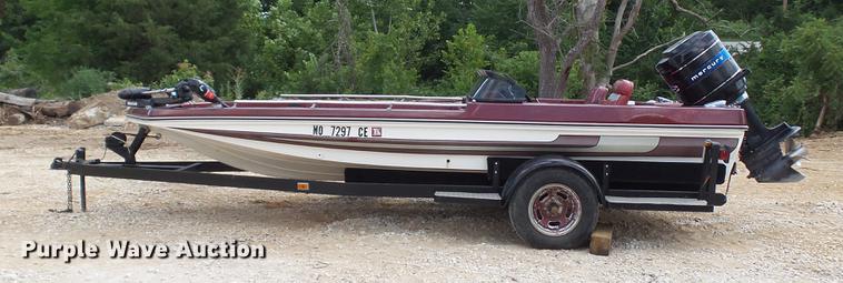 image for item DD7268 1979 Ranger 7750 boat