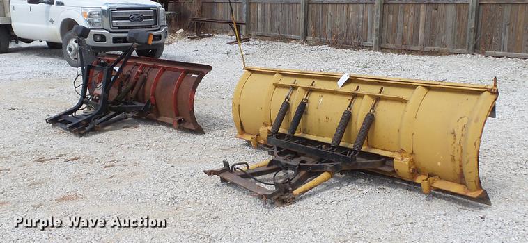 image for item DD7269 (2) snow plows