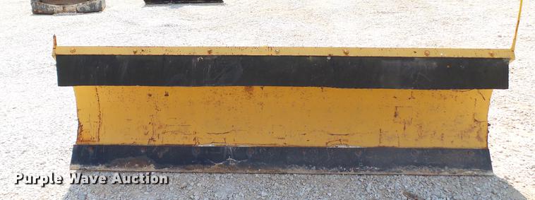 image for item DD7269 (2) snow plows
