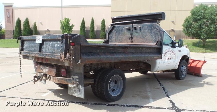 image for item DD7321 2000 Ford F550 Super Duty XL dump truck