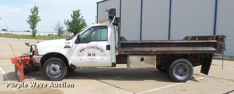 image for item DD7321 2000 Ford F550 Super Duty XL dump truck