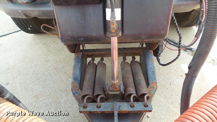 image for item DD7321 2000 Ford F550 Super Duty XL dump truck