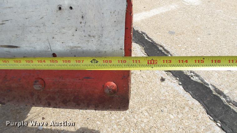 image for item DD7321 2000 Ford F550 Super Duty XL dump truck