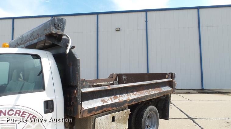 image for item DD7321 2000 Ford F550 Super Duty XL dump truck