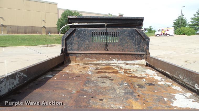 image for item DD7321 2000 Ford F550 Super Duty XL dump truck