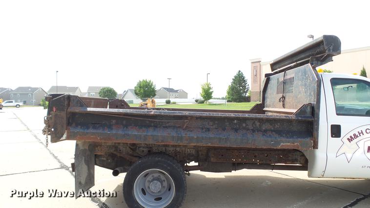 image for item DD7321 2000 Ford F550 Super Duty XL dump truck