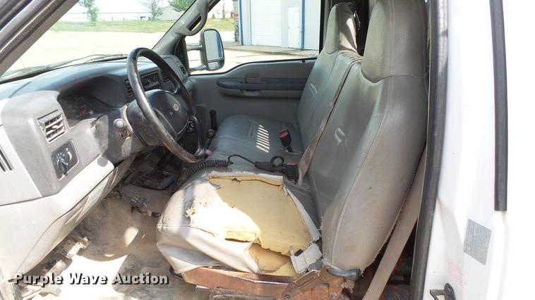 image for item DD7321 2000 Ford F550 Super Duty XL dump truck