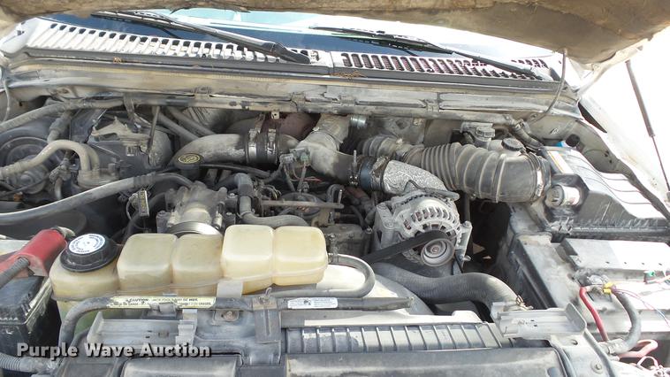 image for item DD7321 2000 Ford F550 Super Duty XL dump truck