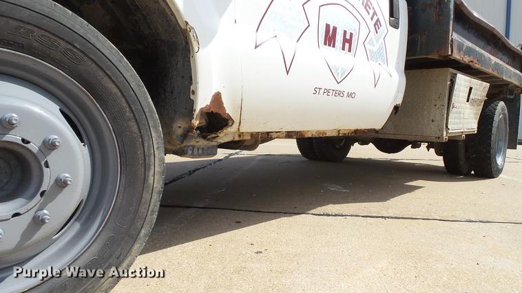 image for item DD7321 2000 Ford F550 Super Duty XL dump truck