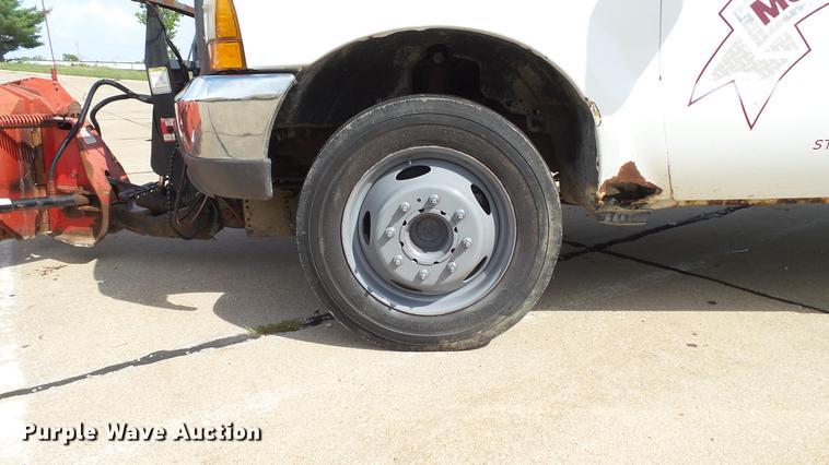 image for item DD7321 2000 Ford F550 Super Duty XL dump truck