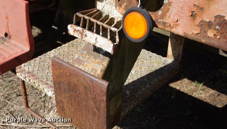 image for item DD7765 1979 GMC 6000 crane truck