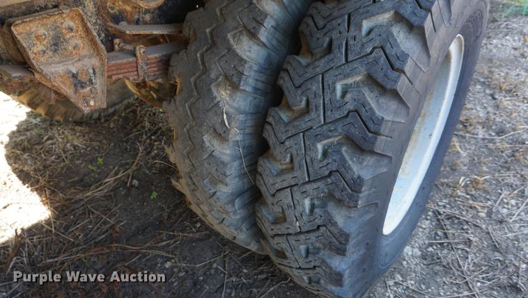 image for item DD7765 1979 GMC 6000 crane truck