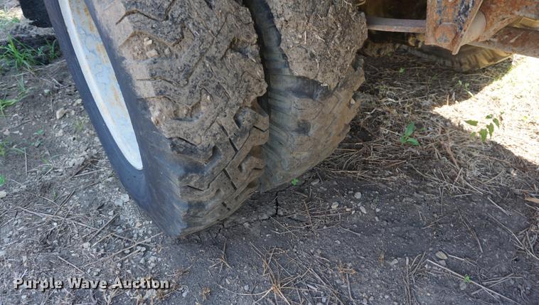 image for item DD7765 1979 GMC 6000 crane truck