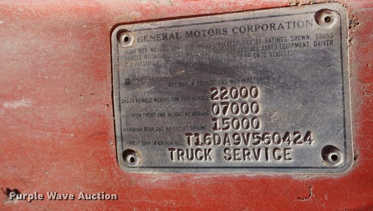 image for item DD7765 1979 GMC 6000 crane truck