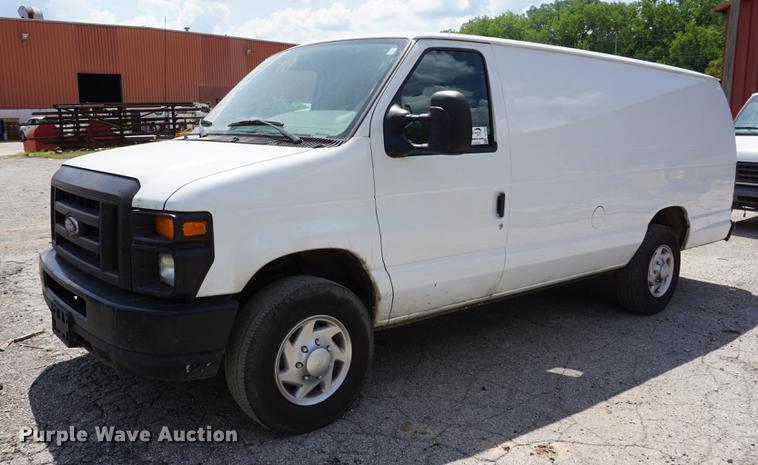 image for item DD7850 2011 Ford E350 Super Duty Extended van