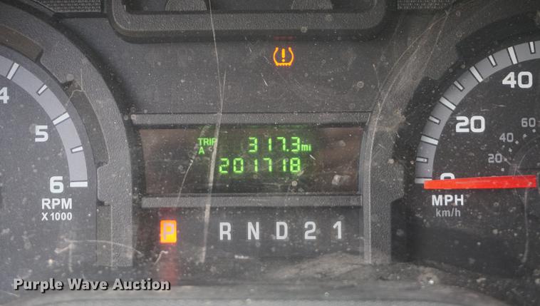 image for item DD7850 2011 Ford E350 Super Duty Extended van