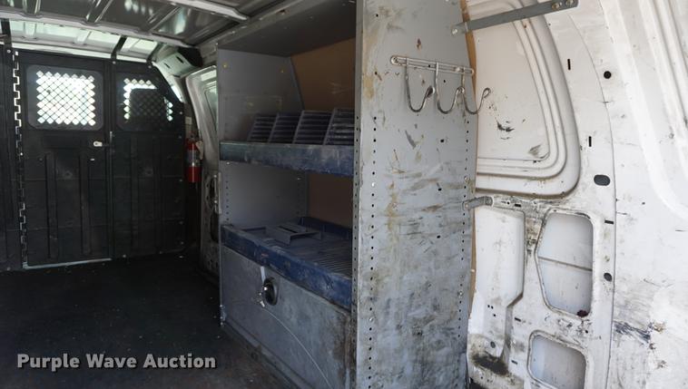 image for item DD7850 2011 Ford E350 Super Duty Extended van