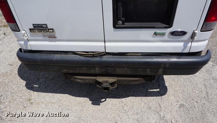 image for item DD7850 2011 Ford E350 Super Duty Extended van