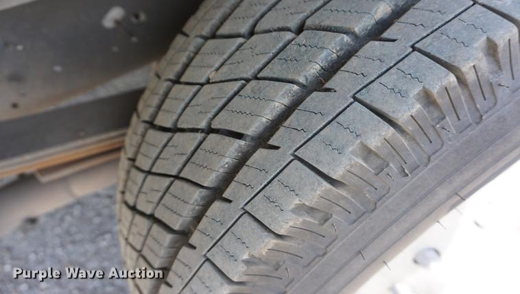 image for item DD7850 2011 Ford E350 Super Duty Extended van