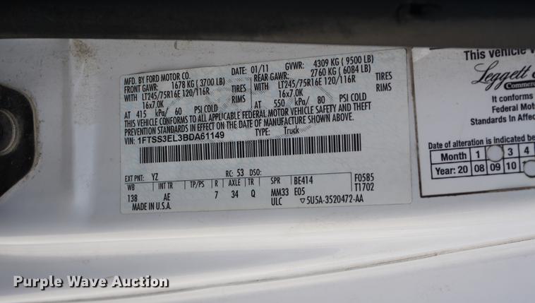 image for item DD7850 2011 Ford E350 Super Duty Extended van