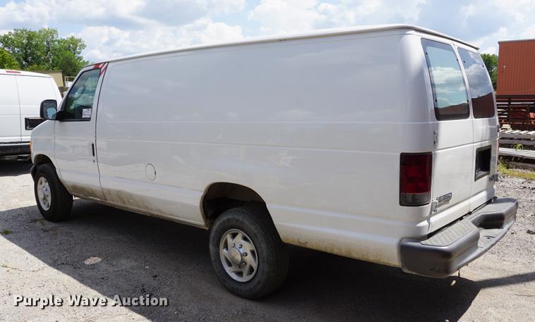 image for item DD7851 2007 Ford E350 Super Duty Extended van