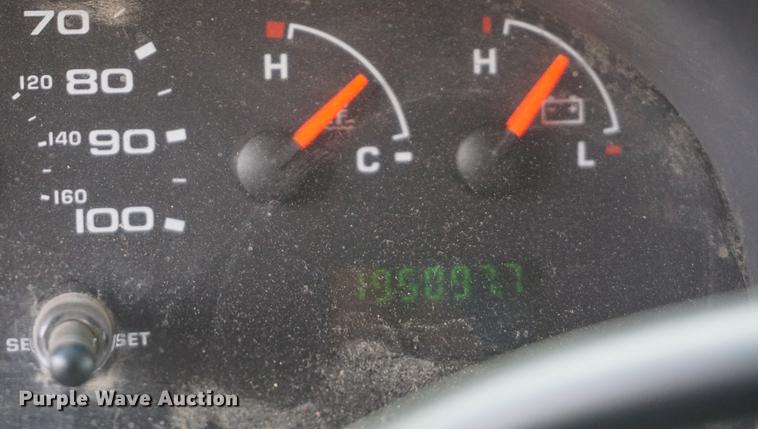 image for item DD7851 2007 Ford E350 Super Duty Extended van