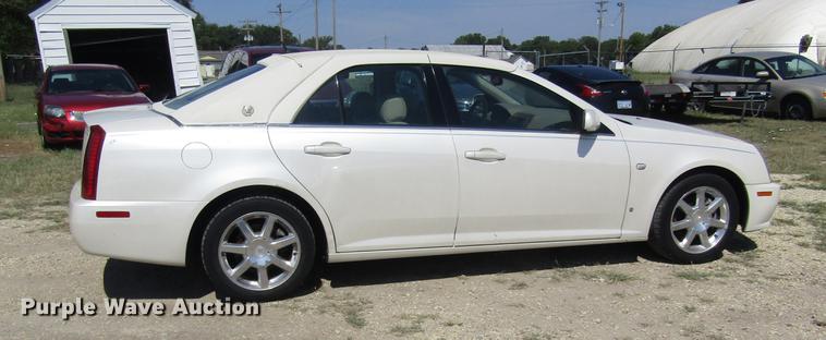 image for item DD8903 2006 Cadillac STS
