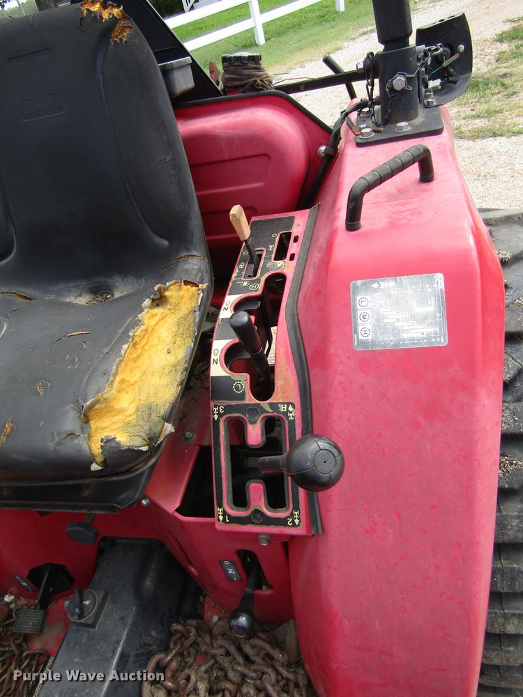 image for item DD8905 Mahindra 2816 HFWD tractor