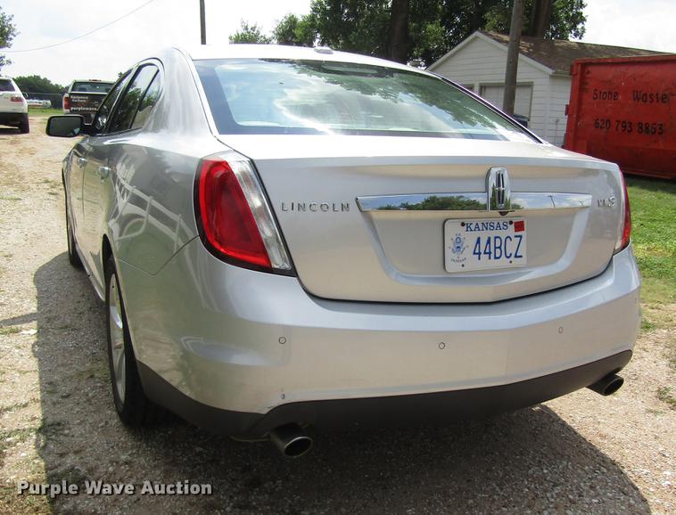 image for item DD8906 2009 Lincoln MKS