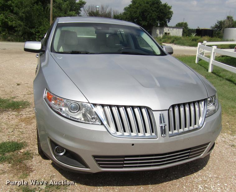 image for item DD8906 2009 Lincoln MKS