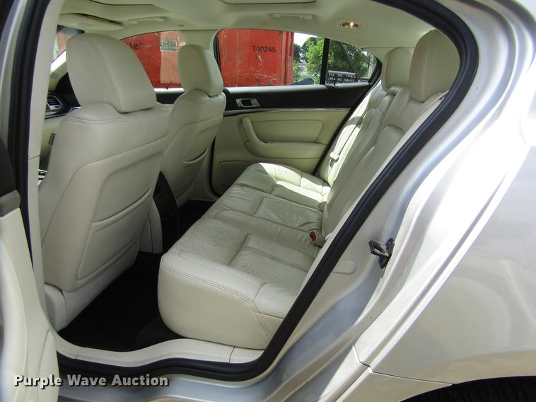 image for item DD8906 2009 Lincoln MKS