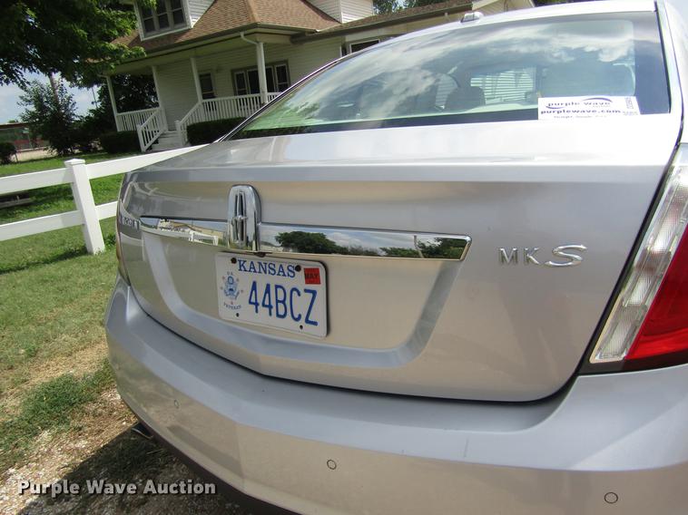 image for item DD8906 2009 Lincoln MKS