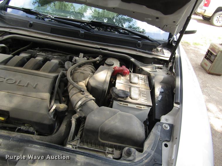 image for item DD8906 2009 Lincoln MKS