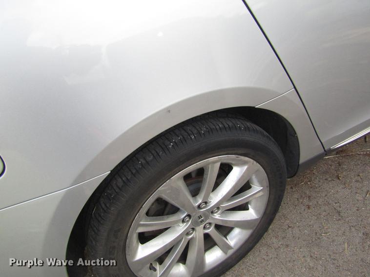 image for item DD8906 2009 Lincoln MKS