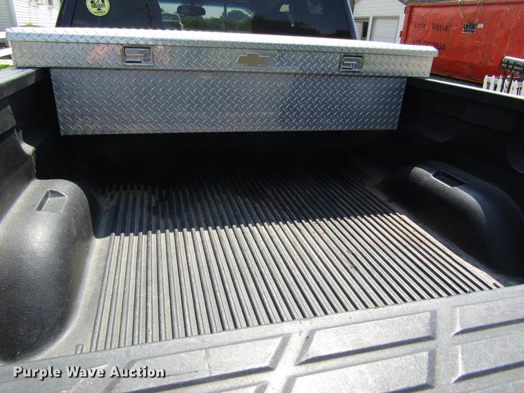 image for item DD8907 2011 Chevrolet Silverado 1500 Ext. Cab pickup truck