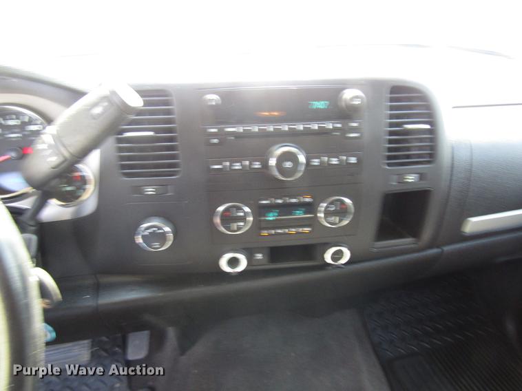 image for item DD8907 2011 Chevrolet Silverado 1500 Ext. Cab pickup truck