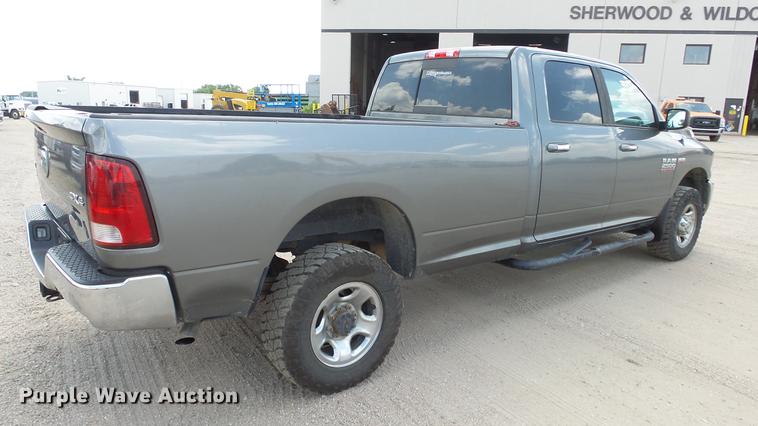 image for item DE2969 2013 Dodge Ram 2500 SLT Crew Cab pickup truck