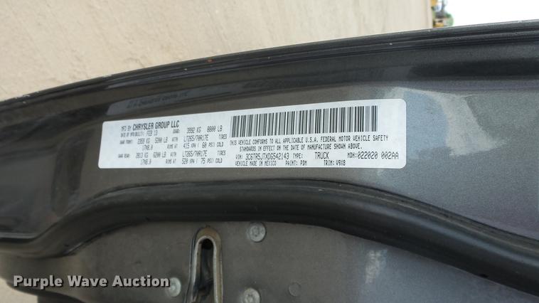 image for item DE2969 2013 Dodge Ram 2500 SLT Crew Cab pickup truck