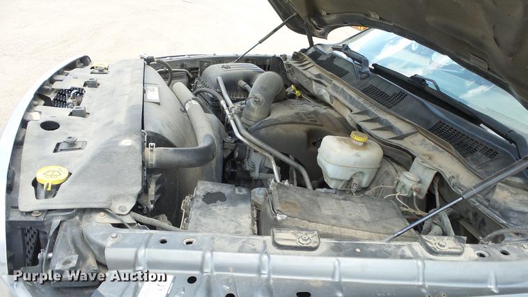 image for item DE2969 2013 Dodge Ram 2500 SLT Crew Cab pickup truck