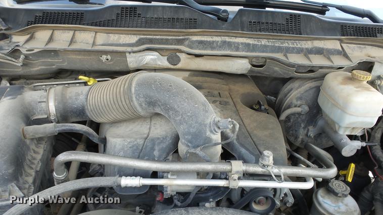 image for item DE2969 2013 Dodge Ram 2500 SLT Crew Cab pickup truck