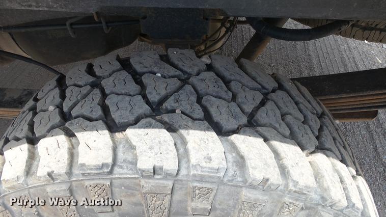 image for item DE2969 2013 Dodge Ram 2500 SLT Crew Cab pickup truck