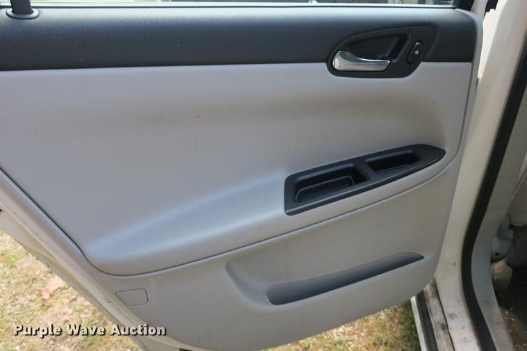 image for item DE3722 2006 Chevrolet Impala LS