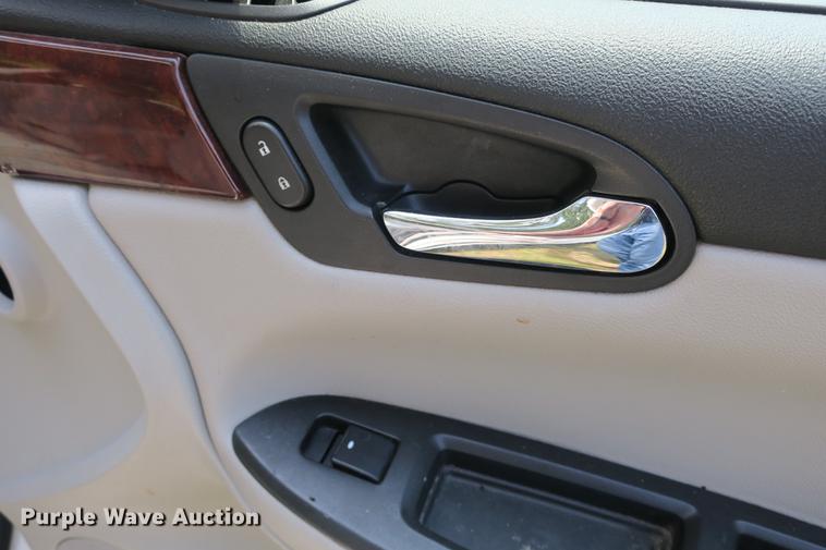 image for item DE3722 2006 Chevrolet Impala LS