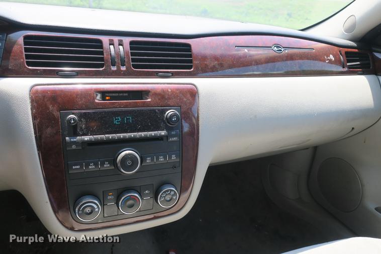 image for item DE3722 2006 Chevrolet Impala LS