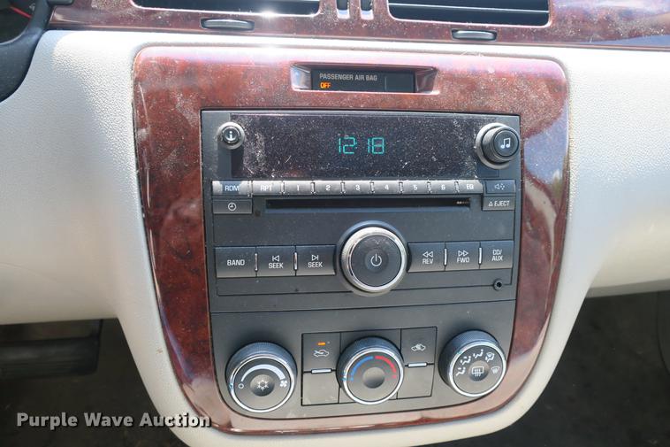 image for item DE3722 2006 Chevrolet Impala LS