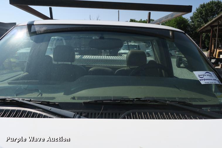 image for item DE3780 2003 GMC Sierra 1500 pickup truck