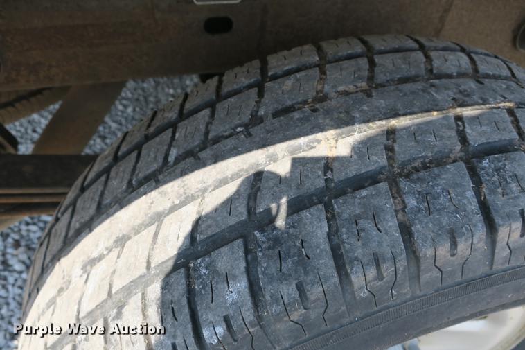 image for item DE3780 2003 GMC Sierra 1500 pickup truck