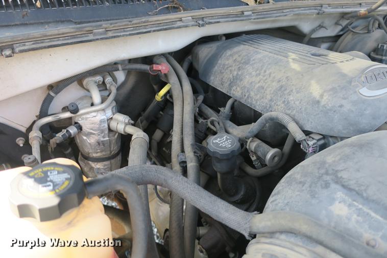 image for item DE3780 2003 GMC Sierra 1500 pickup truck